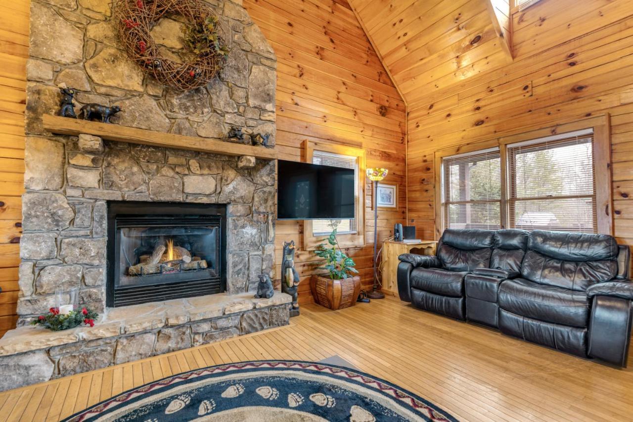 Villa Papaw'S Bear Den à Pigeon Forge Extérieur photo