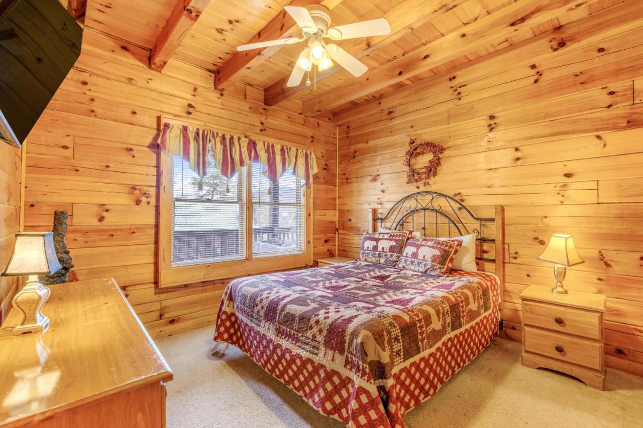 Villa Papaw'S Bear Den à Pigeon Forge Extérieur photo