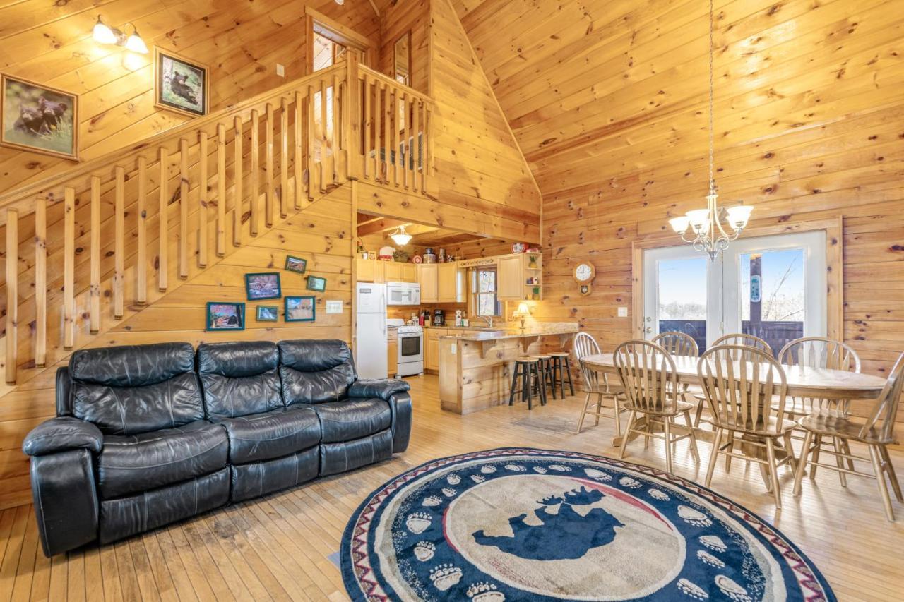 Villa Papaw'S Bear Den à Pigeon Forge Extérieur photo