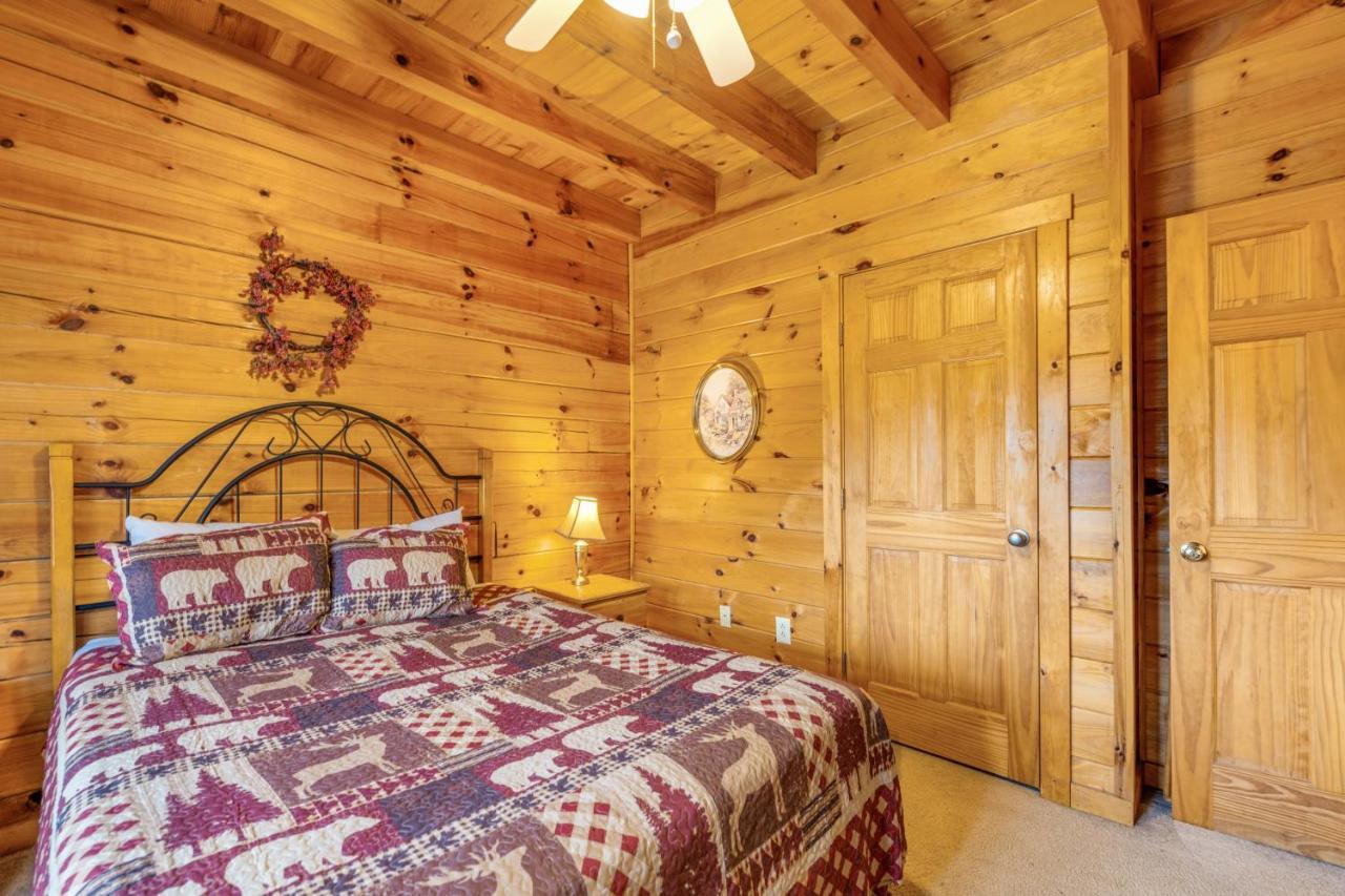Villa Papaw'S Bear Den à Pigeon Forge Extérieur photo