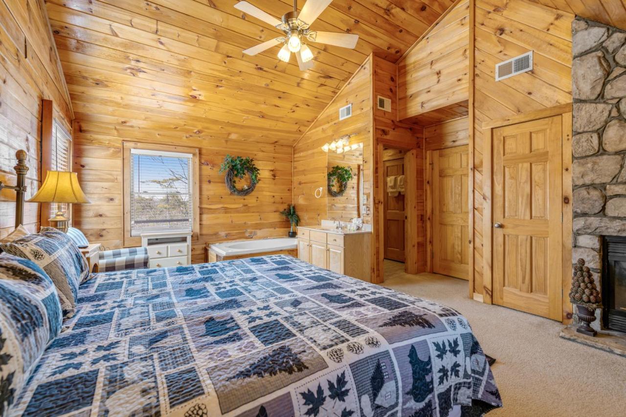 Villa Papaw'S Bear Den à Pigeon Forge Extérieur photo