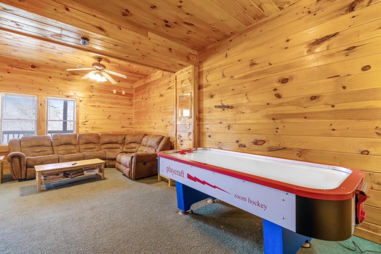 Villa Papaw'S Bear Den à Pigeon Forge Extérieur photo