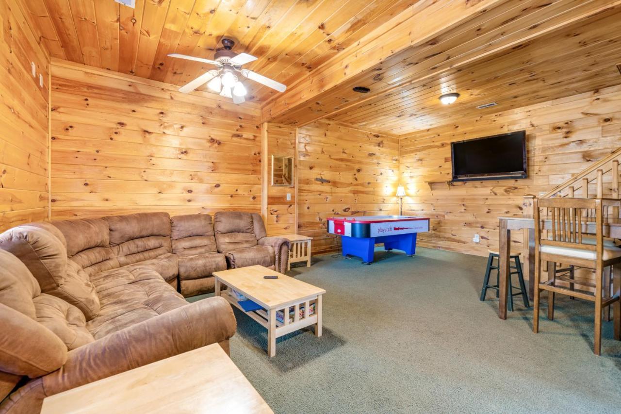 Villa Papaw'S Bear Den à Pigeon Forge Extérieur photo