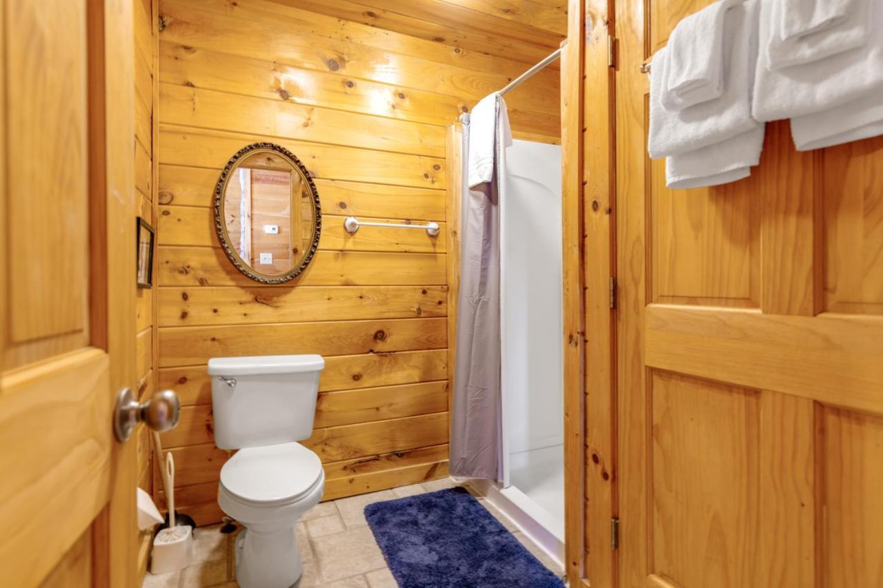 Villa Papaw'S Bear Den à Pigeon Forge Extérieur photo